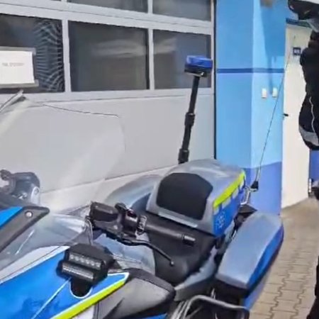 Policjanci już patrolują na motocyklach! Takimi maszynami dysponują [WIDEO]
