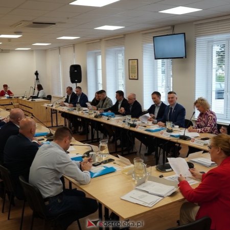 Centrum Integracji Cudzoziemców w Ostrołęce nie powstanie. Radni uchylą wcześniejszą uchwałę?