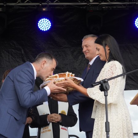 Dożynki w Olszewie-Borkach. Wielkie świętowanie! [ZDJĘCIA, WIDEO]