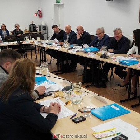 Rewolucja w MOPR. Radni przed ważną decyzją. W tle duże pieniądze