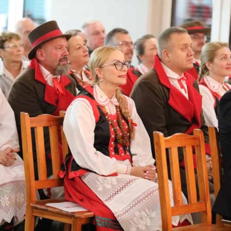 Od dziadków do wnuków. „Kurpiowskie Granie” już od 30 lat pielęgnuje tradycję [WIDEO, ZDJĘCIA]