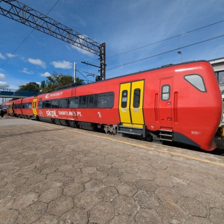 Pociągi Intercity Ostrołęka-Warszawa od 2027. Znamy nazwy pociągów i wstępny rozkład