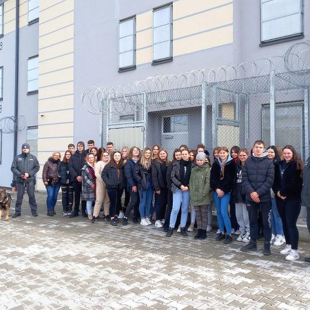 ZSZ 4 "W Służbie Prawu". Wizyta w ZK Przytuły Stare [ZDJĘCIA]