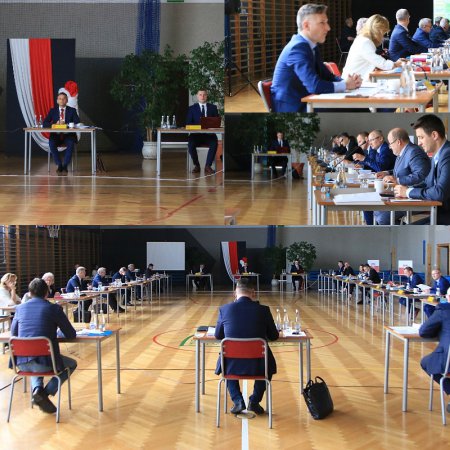 Trwa XXVIII sesja Rady Miasta Ostrołęki [TRANSMISJA NA ŻYWO, ZDJĘCIA]