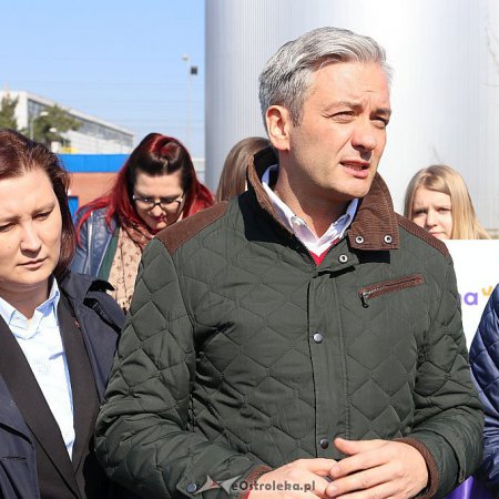 Totalna klęska Biedronia na Kurpiach. W niektórych obwodach... nikt na niego nie głosował