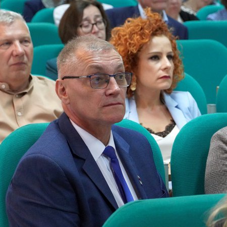 Jak wychowywać do wartości? Dyskusja ekspertów o wychowaniu do życia w rodzinie [ZDJĘCIA]
