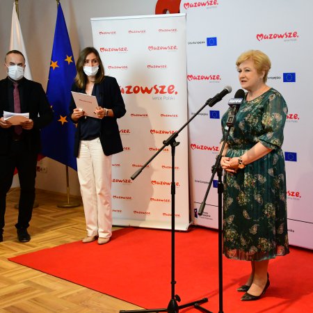 KOLEJNYCH 105 MLN ZŁ NA WALKĘ Z COVID-19 OD SAMORZĄDU MAZOWSZA