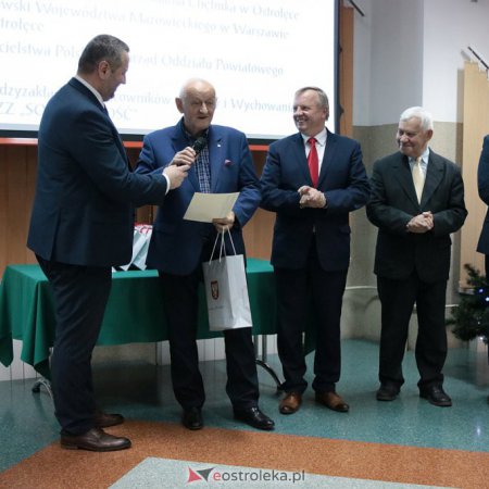 Ruszyły zapisy do dyktanda dla dorosłych