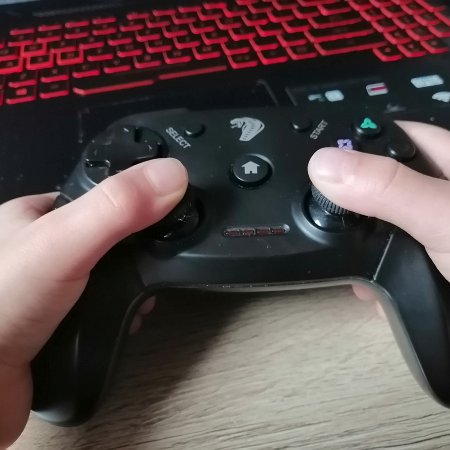 Fatalny finał internetowych zakupów. Ostrołęczanka padła ofiarą bezwzględnego oszusta