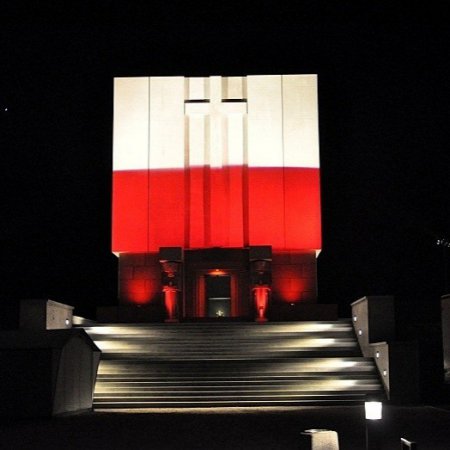 Biało-czerwona. Obowiązkowo!