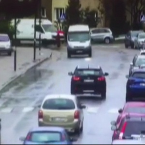 Wyszków: Piesza pod kołami „dostawczaka” [WIDEO]