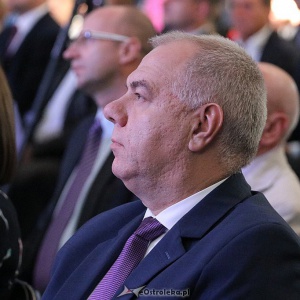 Jacek Sasin: "Ostrołęka C nie jest burzona. Powstanie elektrownia gazowa"